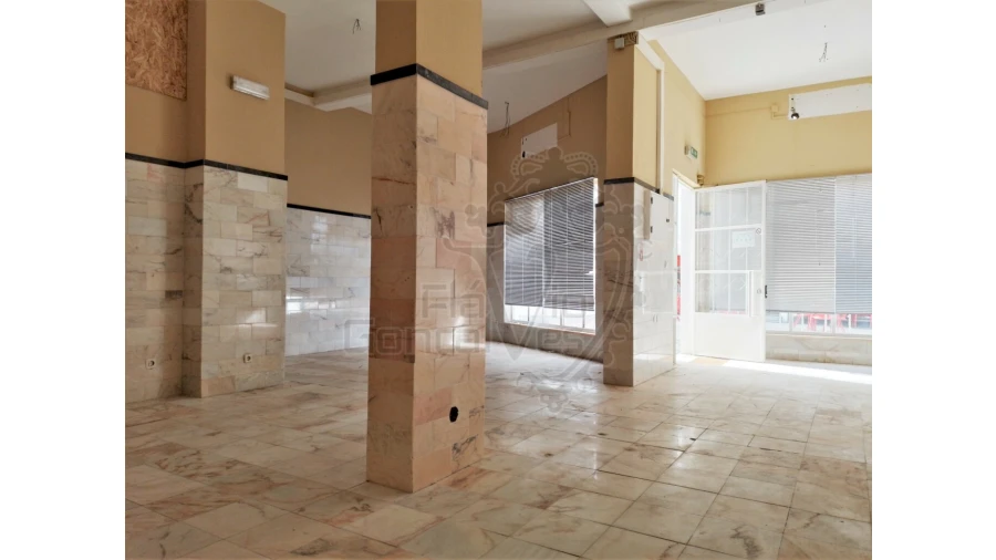 Loja para Venda em Estremoz (Santa Maria e Santo André) Foto 3