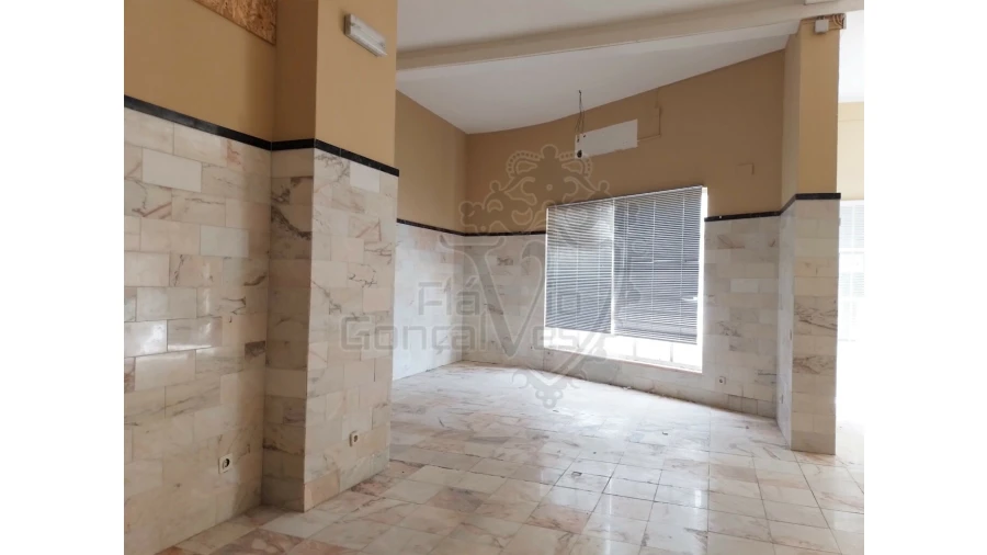 Loja para Venda em Estremoz (Santa Maria e Santo André) Foto 4