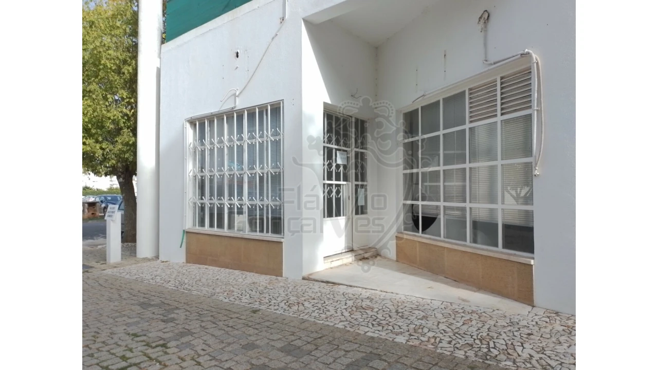 Loja para Venda em Estremoz (Santa Maria e Santo André) Foto 1