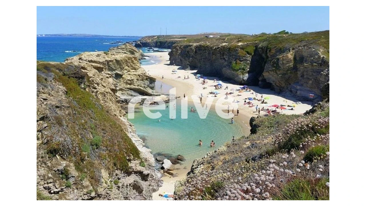 Apartamento T3 para Venda em Porto Covo Foto 18