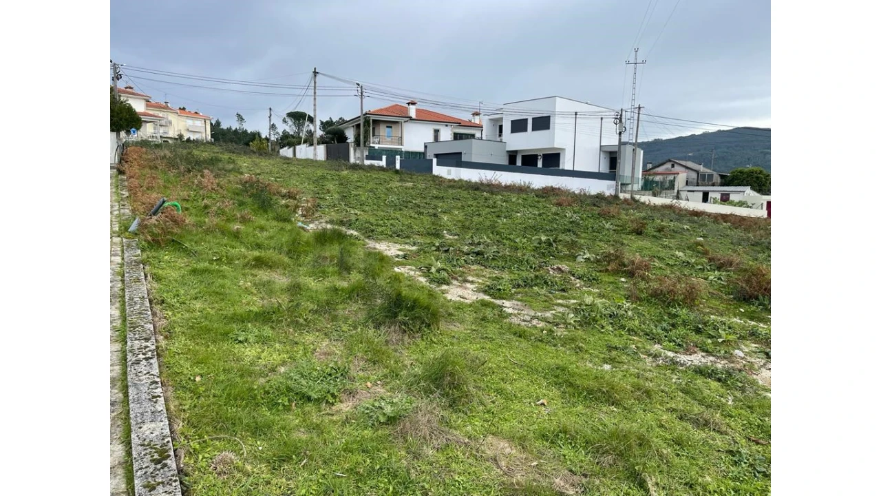 Terreno para Venda em Este (São Pedro e São Mamede) Foto 3