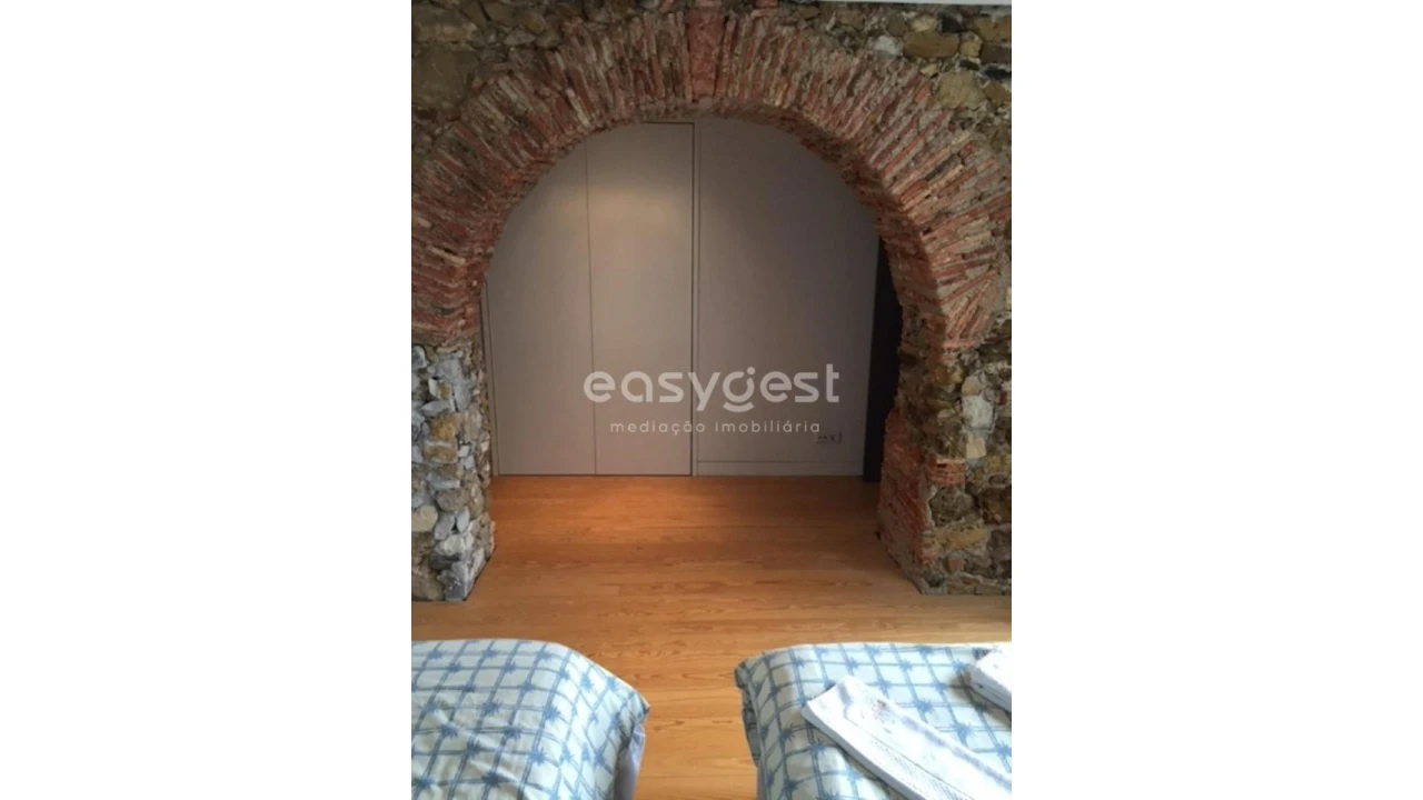 Apartamento T3 para Venda em Sé Nova, Santa Cruz, Almedina e São Bartolomeu Foto 4