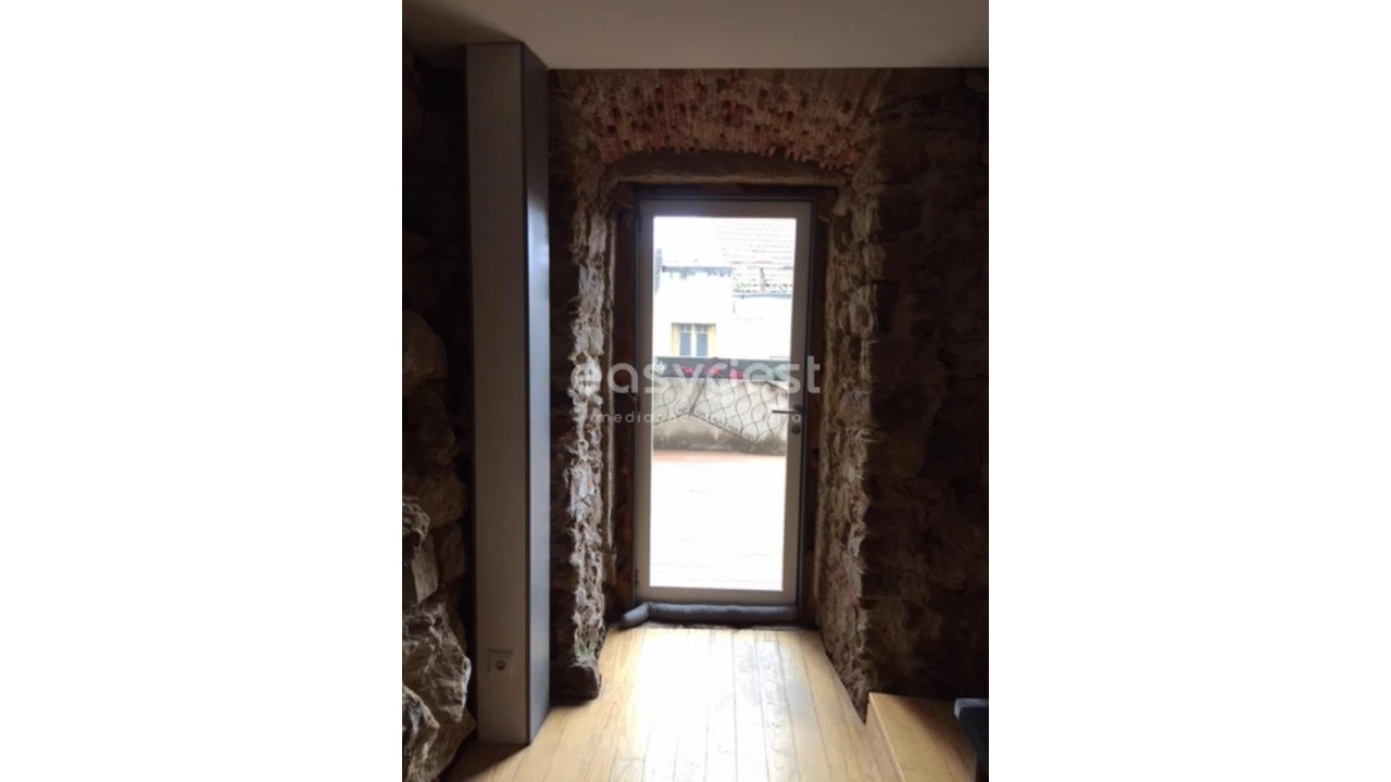 Apartamento T3 para Venda em Sé Nova, Santa Cruz, Almedina e São Bartolomeu Foto 18