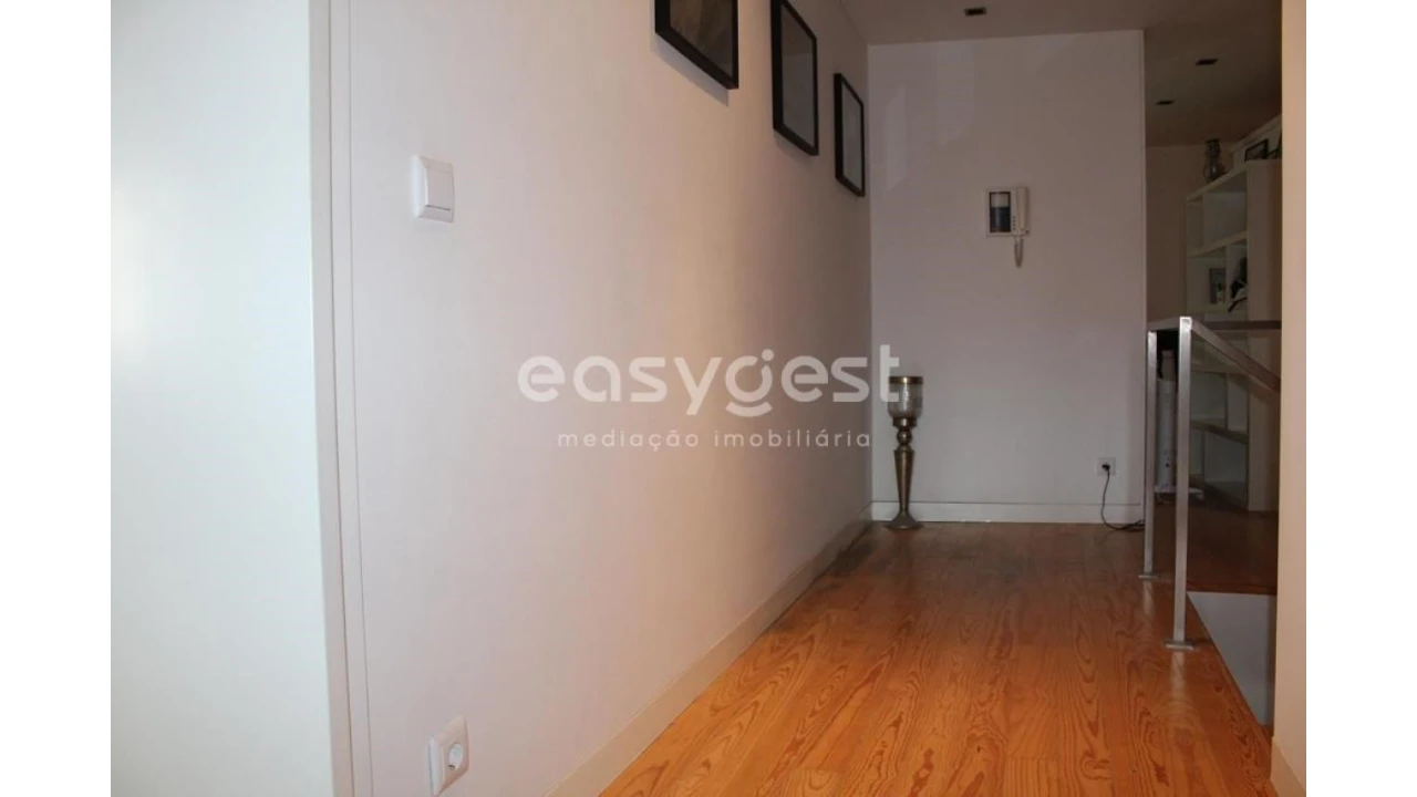 Apartamento T3 para Venda em Sé Nova, Santa Cruz, Almedina e São Bartolomeu Foto 27