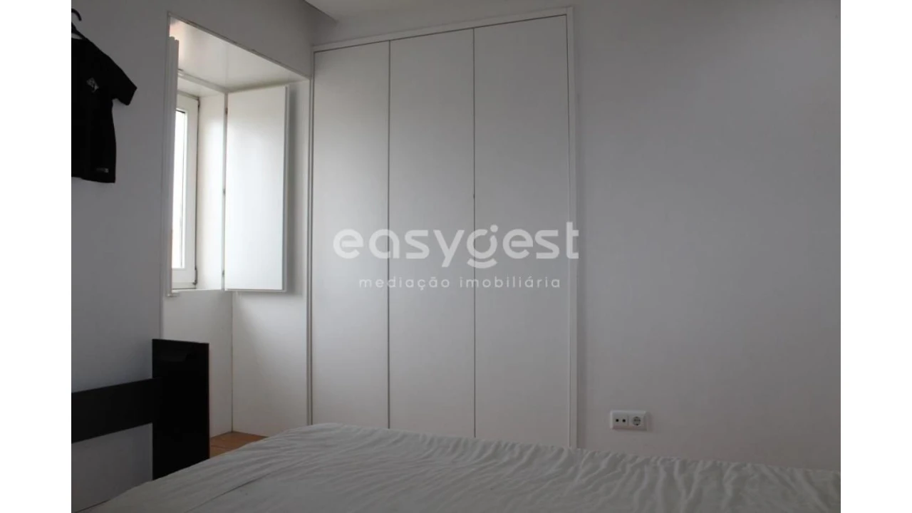 Apartamento T3 para Venda em Sé Nova, Santa Cruz, Almedina e São Bartolomeu Foto 28