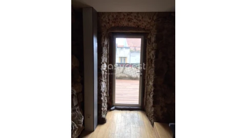 Apartamento T3 para Venda em Sé Nova, Santa Cruz, Almedina e São Bartolomeu