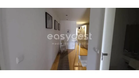 Apartamento T3 para Venda em Sé Nova, Santa Cruz, Almedina e São Bartolomeu
