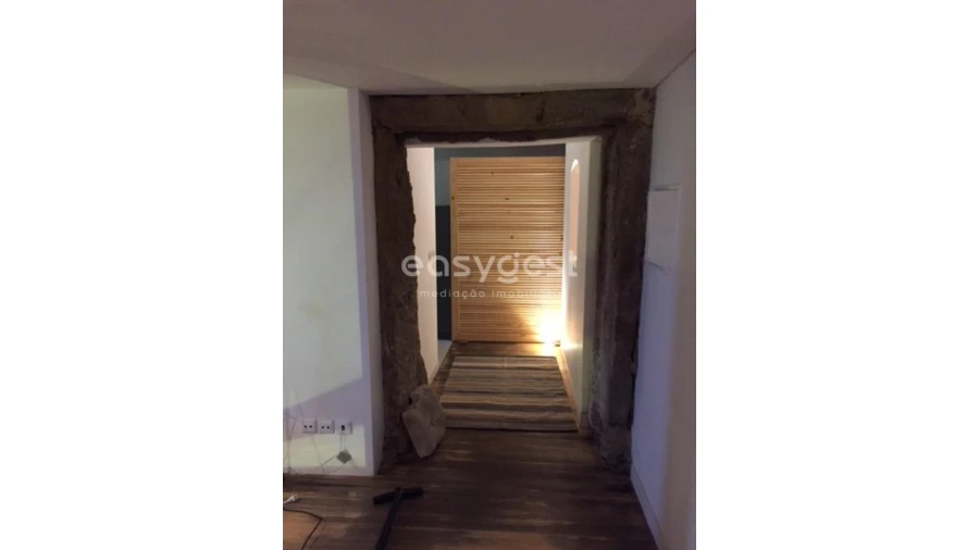 Apartamento T3 para Venda em Sé Nova, Santa Cruz, Almedina e São Bartolomeu Foto 12