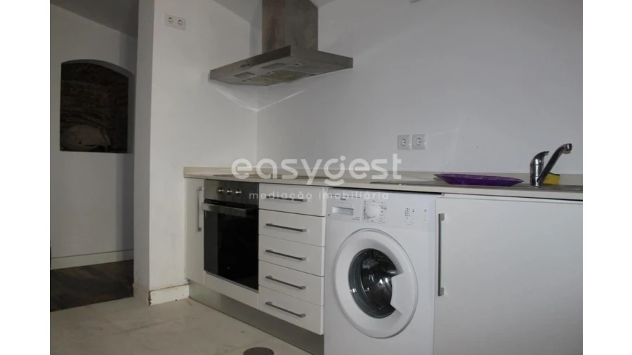 Apartamento T3 para Venda em Sé Nova, Santa Cruz, Almedina e São Bartolomeu Foto 33