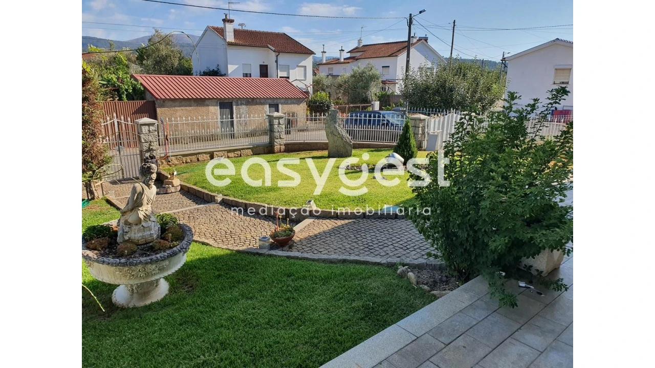 Moradia T7 para Venda em Arganil Foto 6