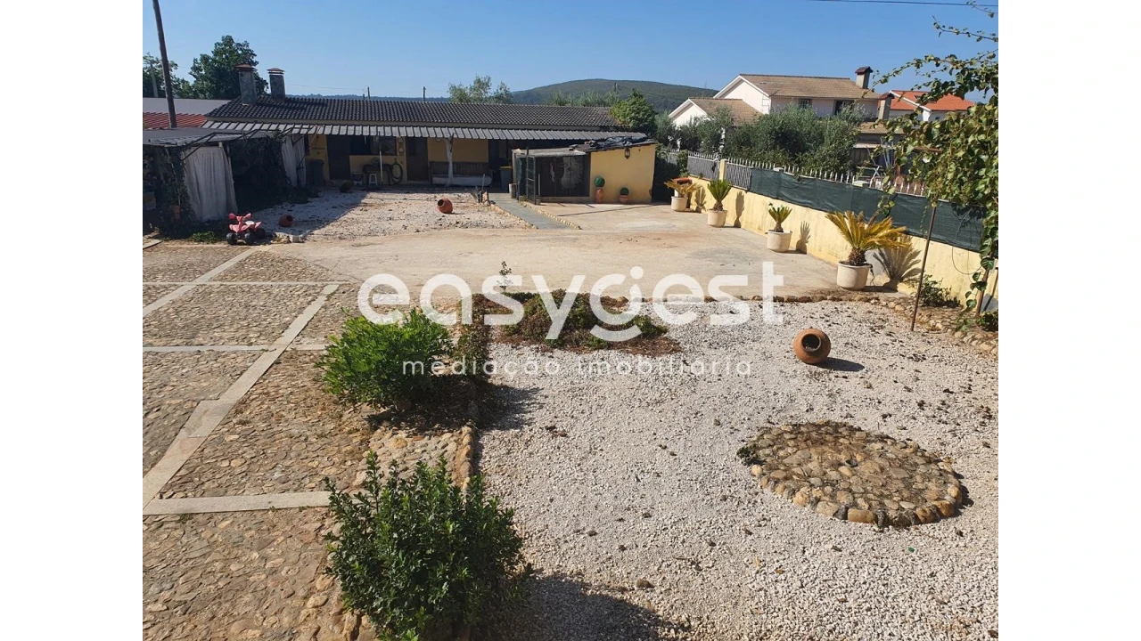 Moradia T7 para Venda em Arganil Foto 32