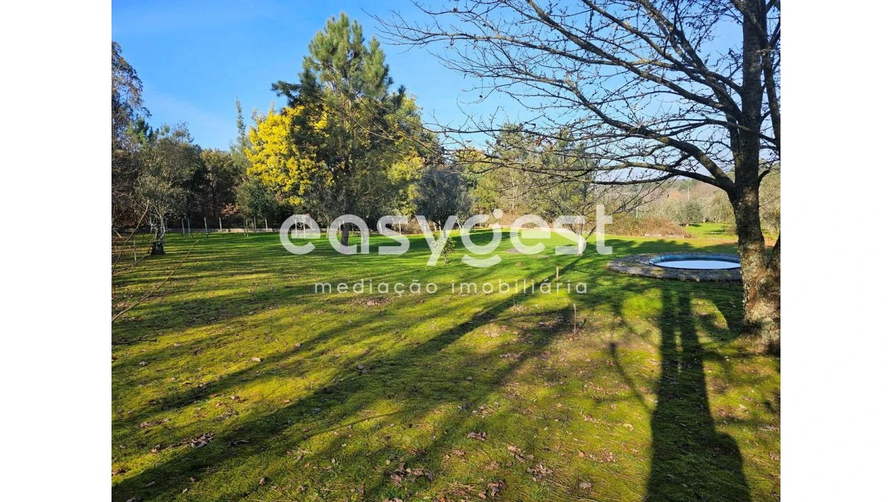 Moradia T4 para Venda em Espariz e Sinde Foto 13