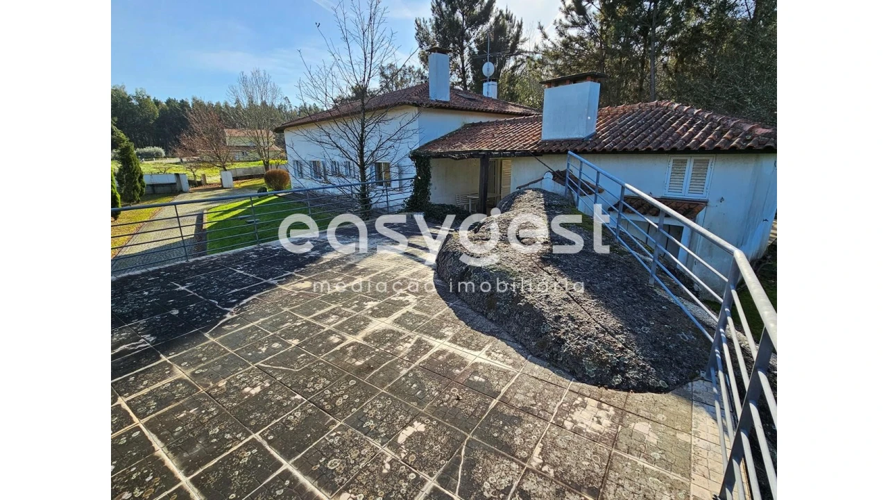 Moradia T4 para Venda em Espariz e Sinde Foto 17