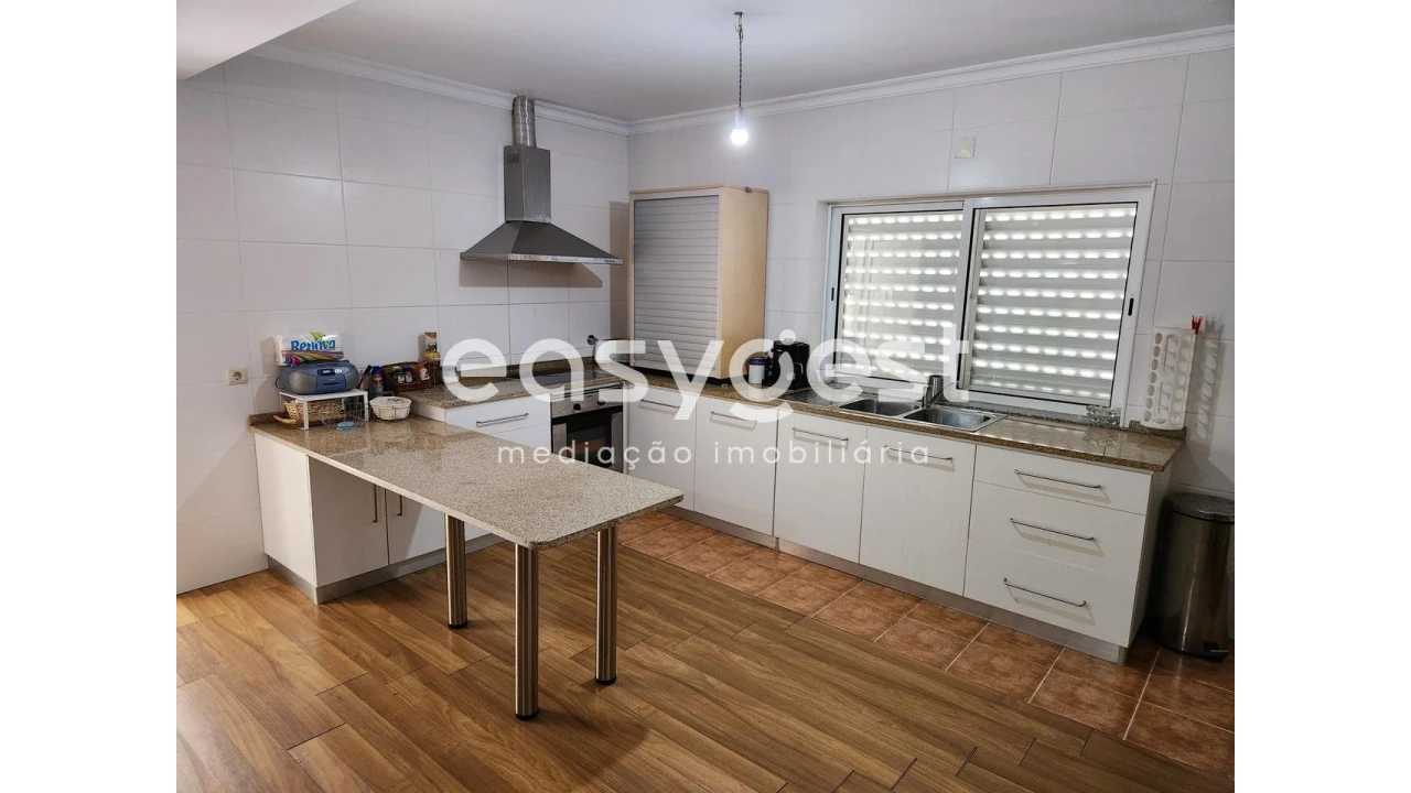 Moradia T4 para Venda em Espariz e Sinde Foto 18