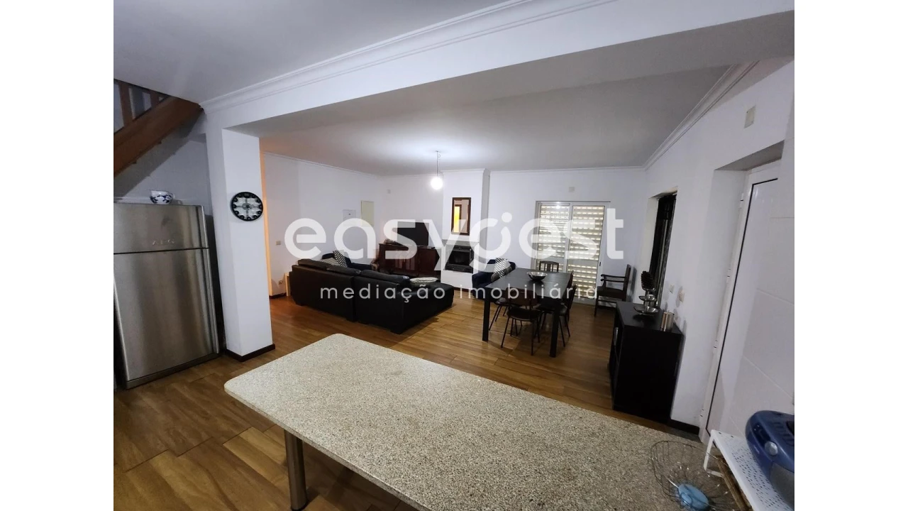 Moradia T4 para Venda em Espariz e Sinde Foto 24