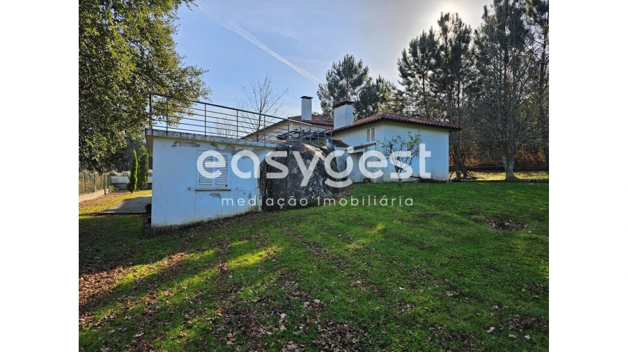 Moradia T4 para Venda em Espariz e Sinde Foto 4