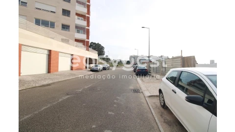 Moradia T4 para Venda em Buarcos