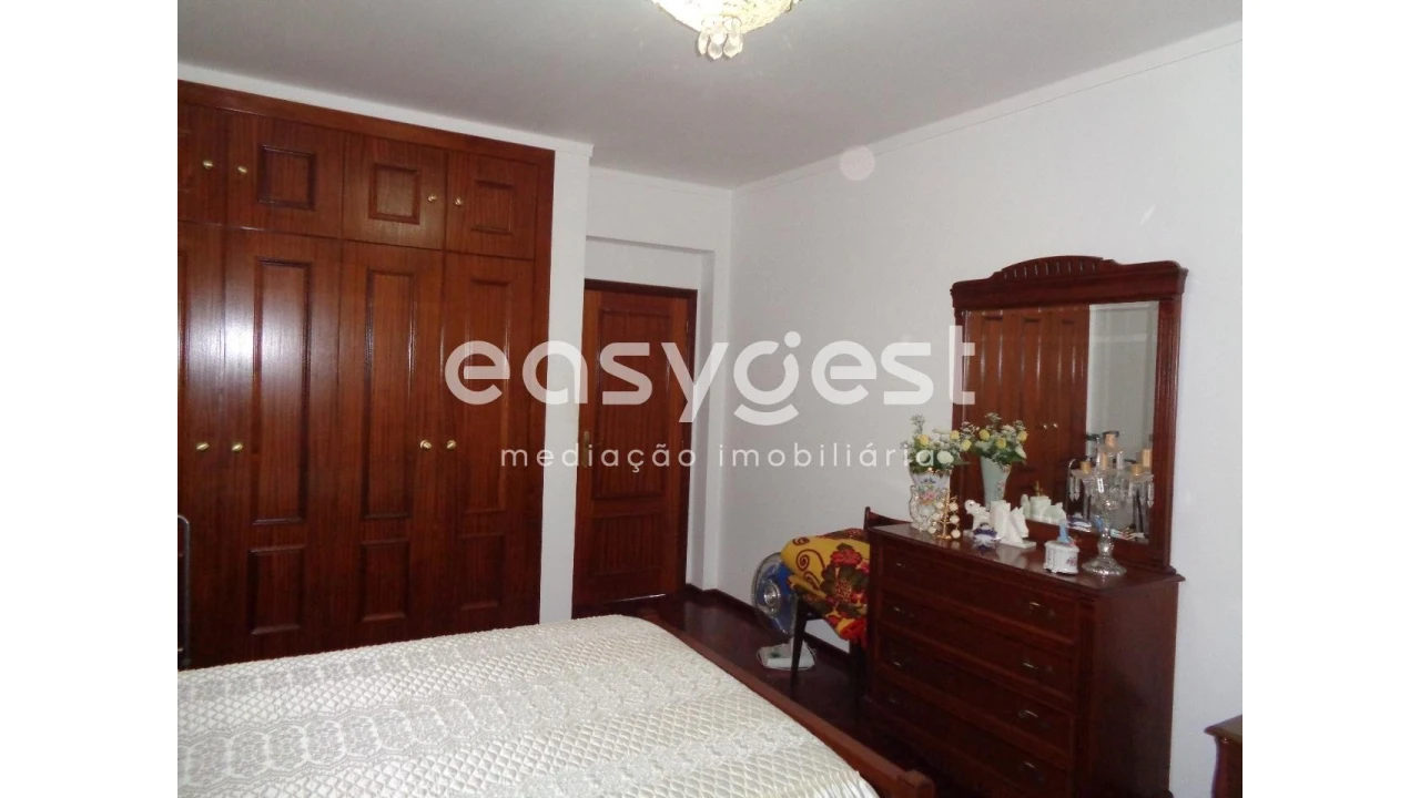 Moradia T5 para Venda em Santos Evos Foto 10