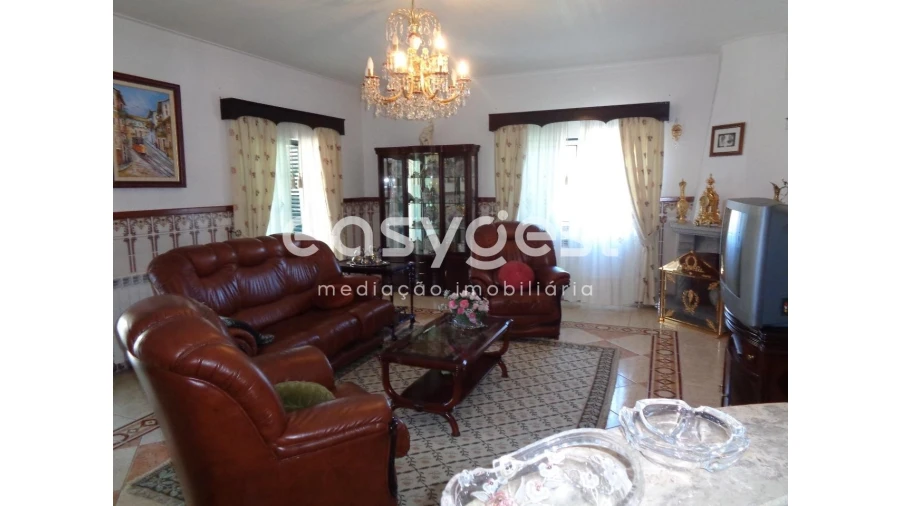 Moradia T5 para Venda em Santos Evos Foto 6