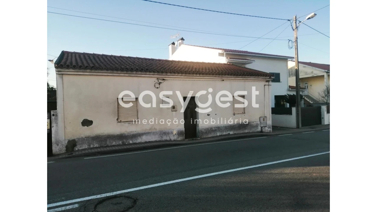 Moradia T4 para Venda em Taveiro, Ameal e Arzila Foto 1