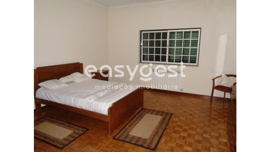 Moradia T6 para Venda em São João de Lourosa Foto 9