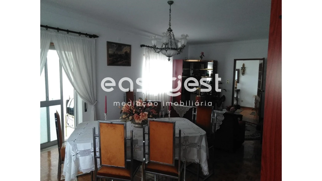 Moradia T3 para Venda em Ervedal e Vila Franca da Beira Foto 3