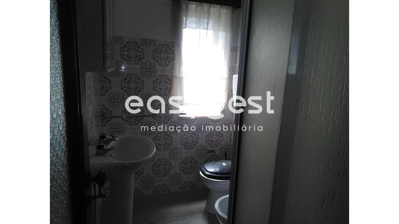 Moradia T3 para Venda em Ervedal e Vila Franca da Beira Foto 7