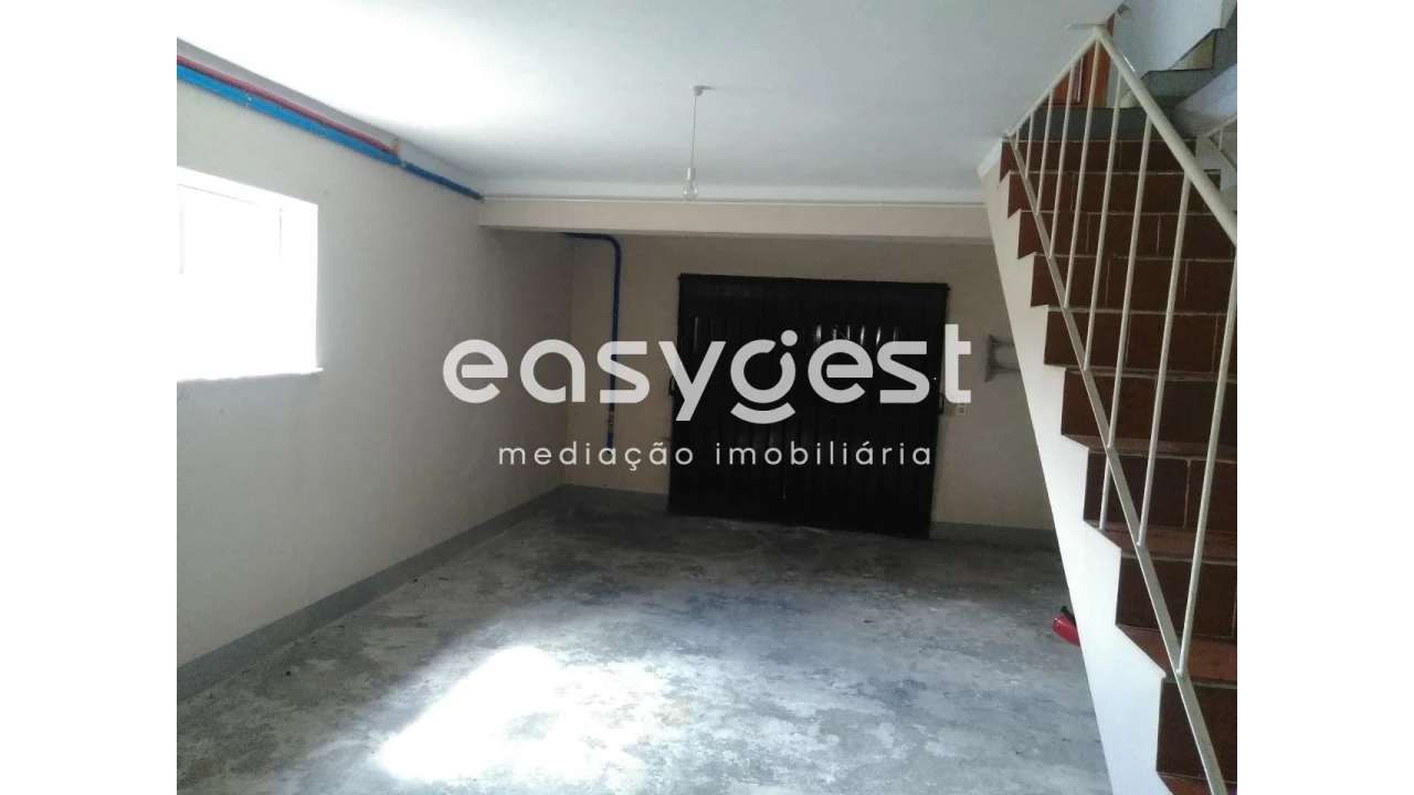 Moradia T3 para Venda em Ervedal e Vila Franca da Beira Foto 18