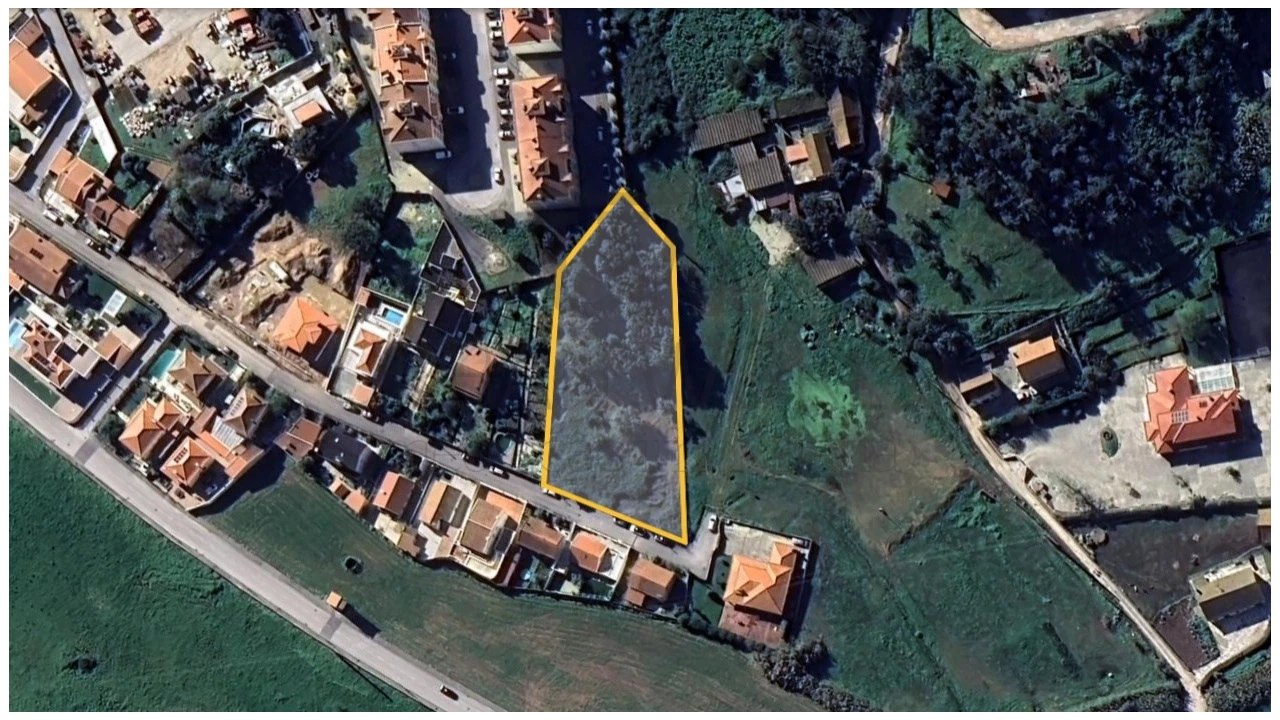 Terreno para Venda em Malveira e São Miguel de Alcainça Foto 2