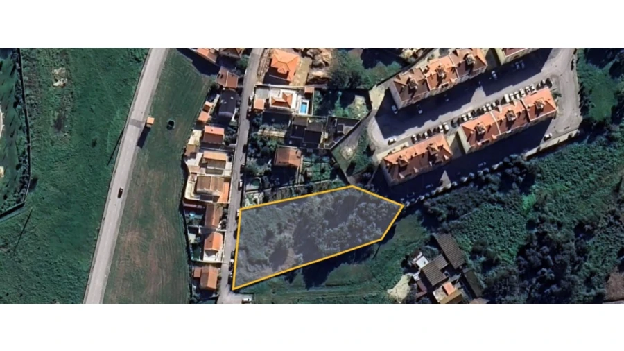 Terreno para Venda em Malveira e São Miguel de Alcainça Foto 3