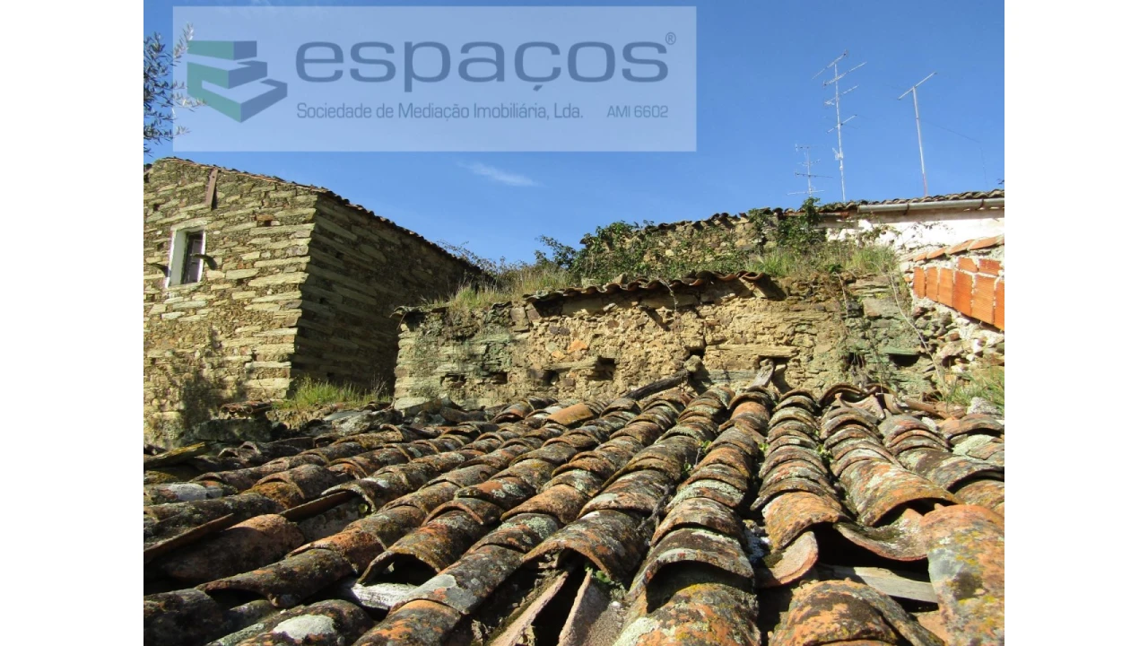 Moradia T3 para Venda em Cebolais de Cima e Retaxo Foto 7