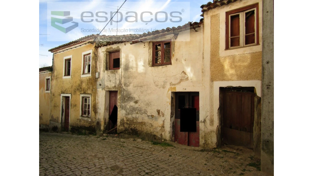 Moradia T3 para Venda em Cebolais de Cima e Retaxo Foto 10
