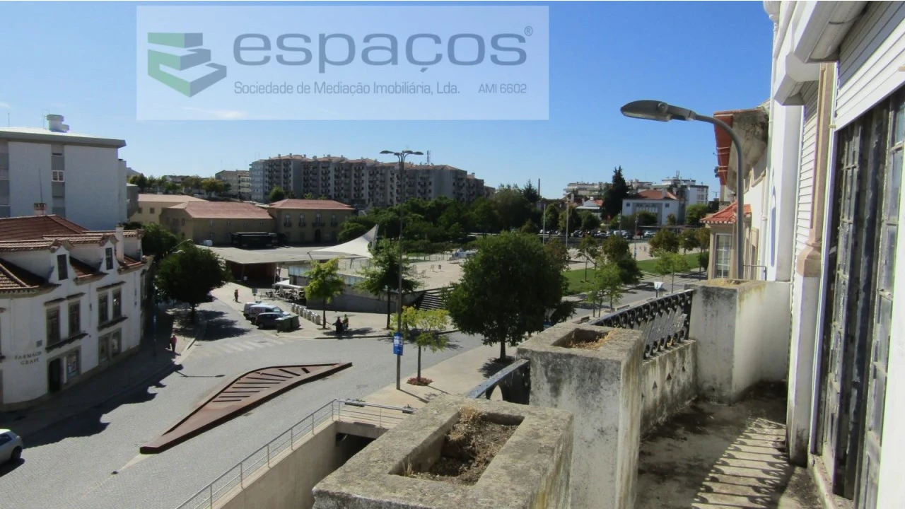 Prédio para Venda em Castelo Branco Foto 1