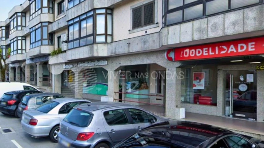Armazém para Venda em Urgezes