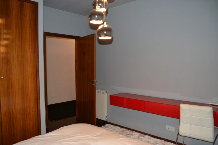 Moradia T3 para Venda em Valpedre Foto 18