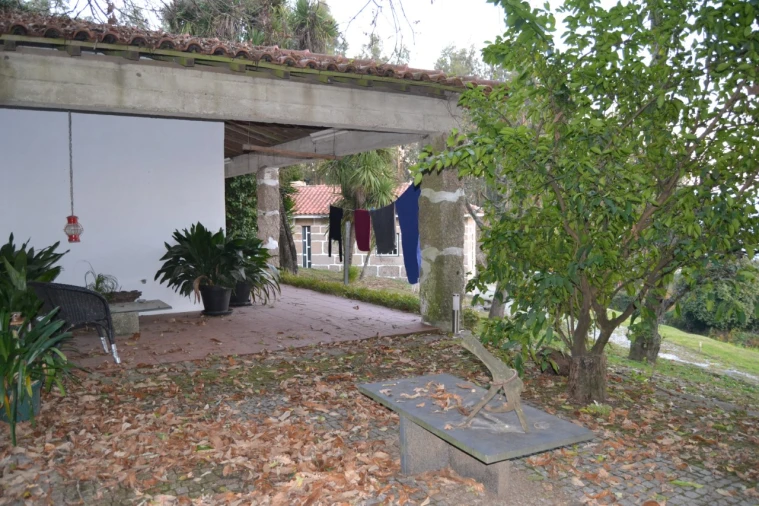 Moradia T3 para Venda em Valpedre Foto 41