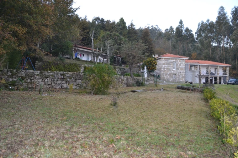 Moradia T3 para Venda em Valpedre Foto 43