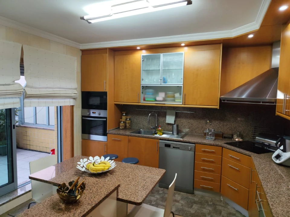 Apartamento T4 para Venda em Rio Tinto Foto 13