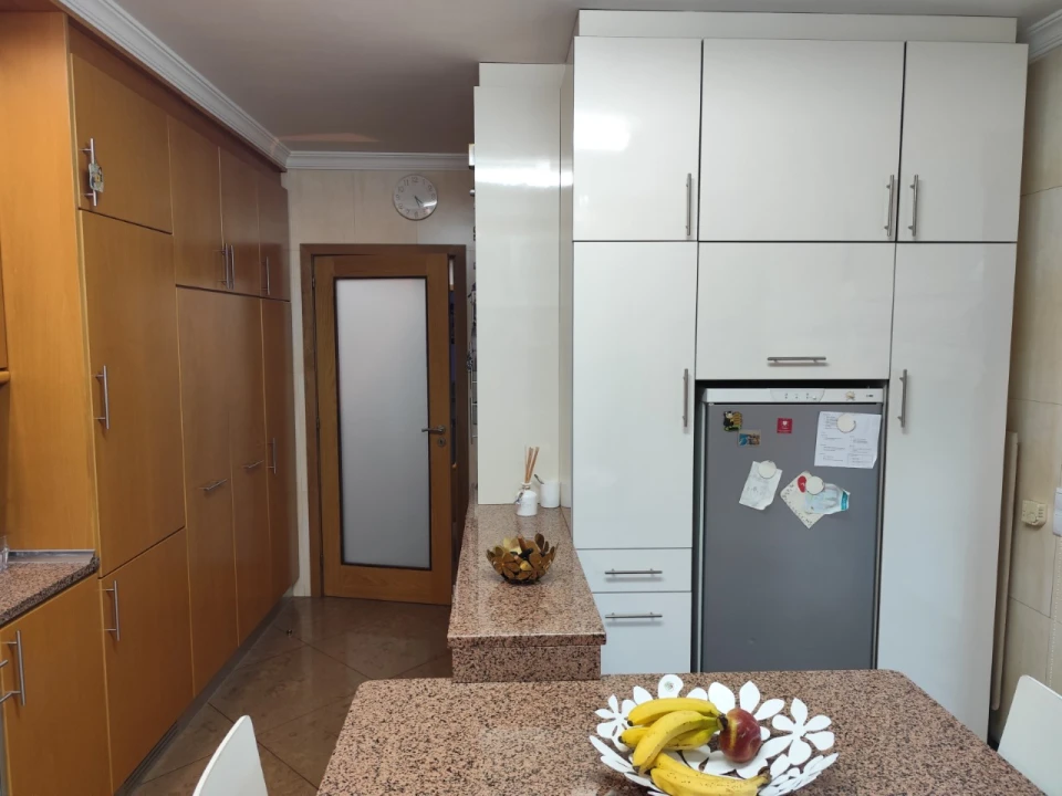 Apartamento T4 para Venda em Rio Tinto Foto 18