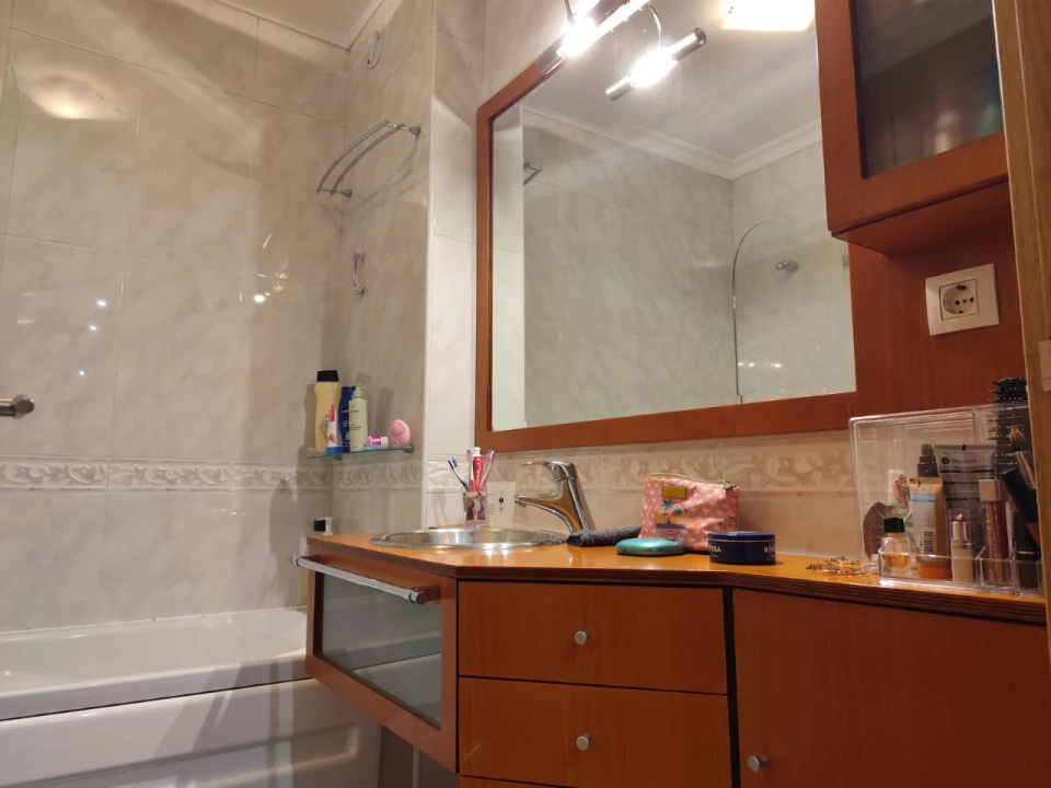 Apartamento T4 para Venda em Rio Tinto Foto 32