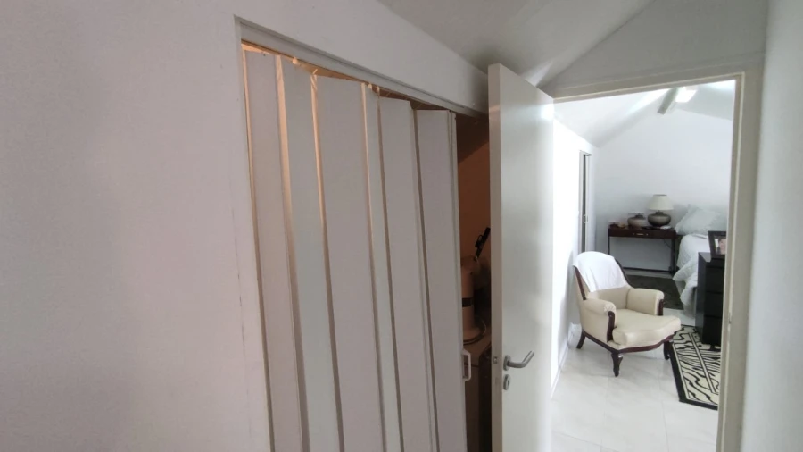 Moradia T7 para Venda em Costa da Caparica Foto 22