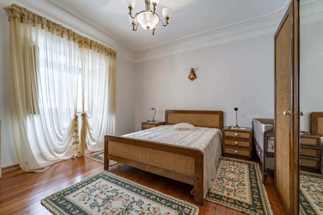 Moradia T5 para Venda em Nevogilde Foto 20