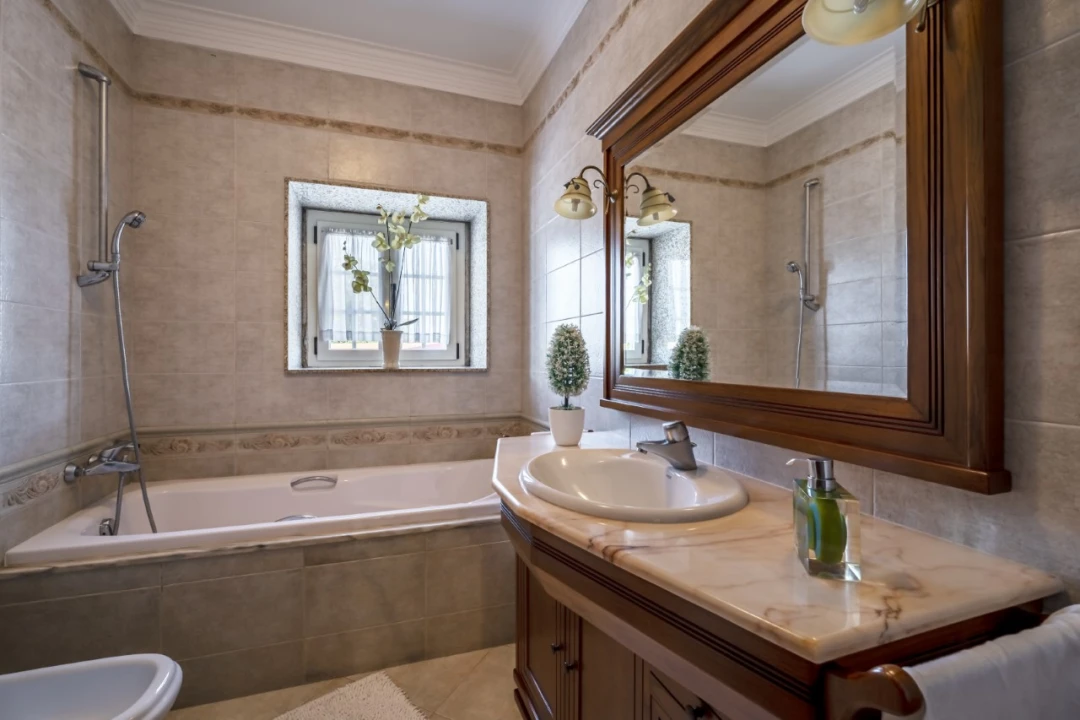 Moradia T5 para Venda em Nevogilde Foto 28