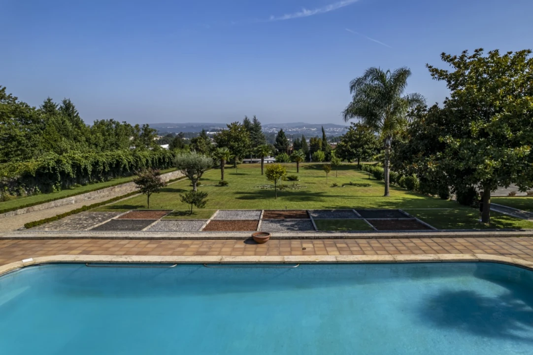 Moradia T5 para Venda em Nevogilde Foto 44