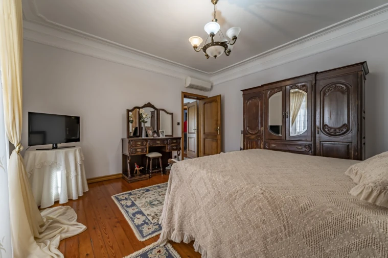 Moradia T5 para Venda em Nevogilde Foto 23