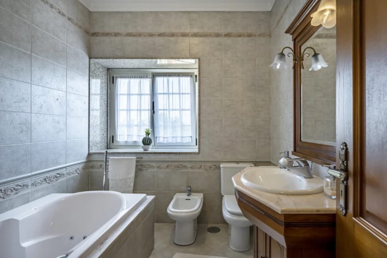 Moradia T5 para Venda em Nevogilde Foto 24