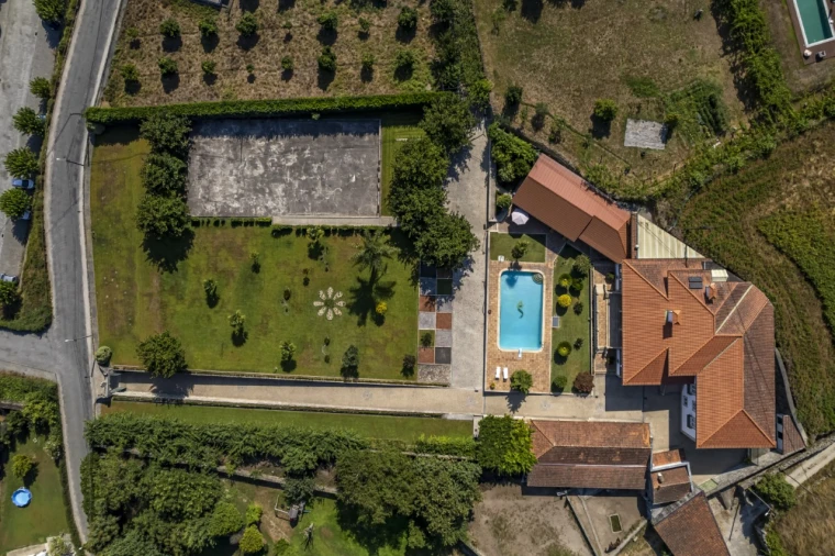 Moradia T5 para Venda em Nevogilde Foto 51