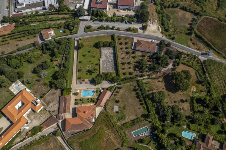 Moradia T5 para Venda em Nevogilde Foto 52