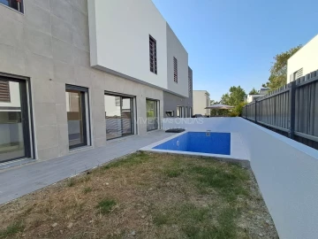 Moradia T3 para Venda em Sesimbra (Castelo)