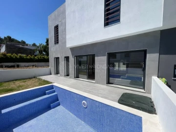 Moradia T3 para Venda em Sesimbra (Castelo)